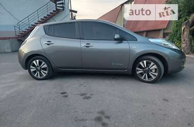 Хэтчбек Nissan Leaf 2014 в Виннице