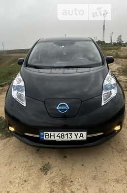 Хетчбек Nissan Leaf 2012 в Латівці