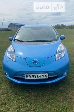 Хетчбек Nissan Leaf 2012 в Івано-Франківську