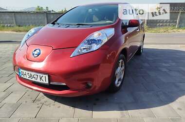 Хэтчбек Nissan Leaf 2012 в Киеве