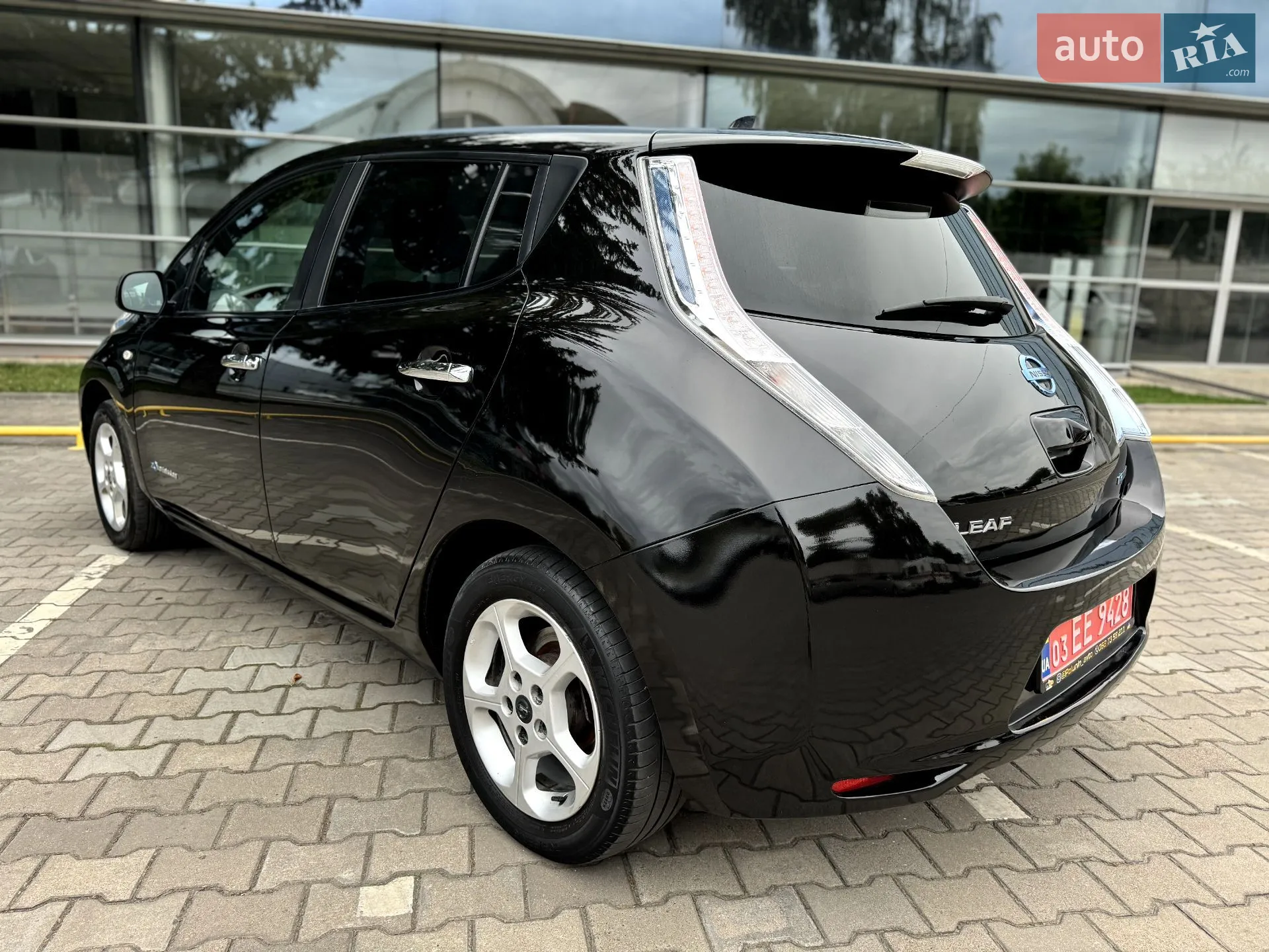 2017 Nissan Leaf - мініатюра 35