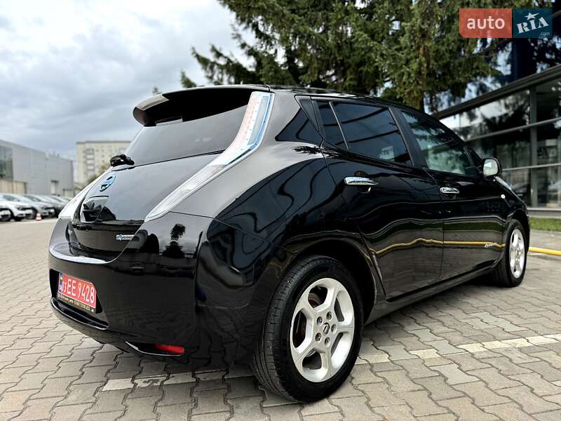 Хэтчбек Nissan Leaf 2017 в Дубровице фото 37 Хэтчбек Nissan Leaf 2017 в Дубровице