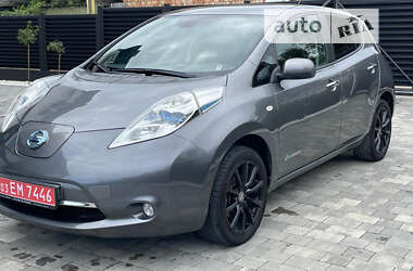 Хетчбек Nissan Leaf 2014 в Чернівцях