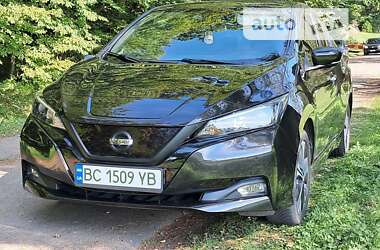 Хетчбек Nissan Leaf 2018 в Самборі