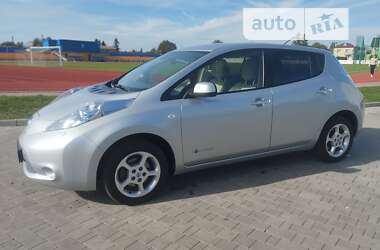 Хэтчбек Nissan Leaf 2012 в Владимир-Волынском