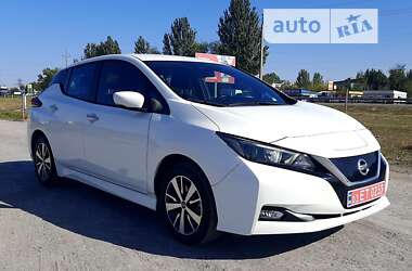 Хетчбек Nissan Leaf 2019 в Дніпрі