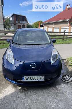 Хэтчбек Nissan Leaf 2017 в Киеве