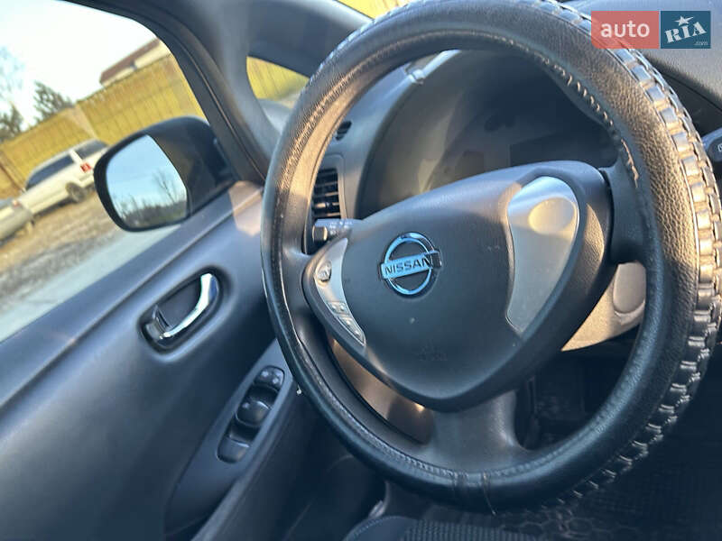 Хетчбек Nissan Leaf 2016 в Харкові