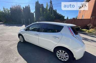 Хетчбек Nissan Leaf 2014 в Софіївській Борщагівці