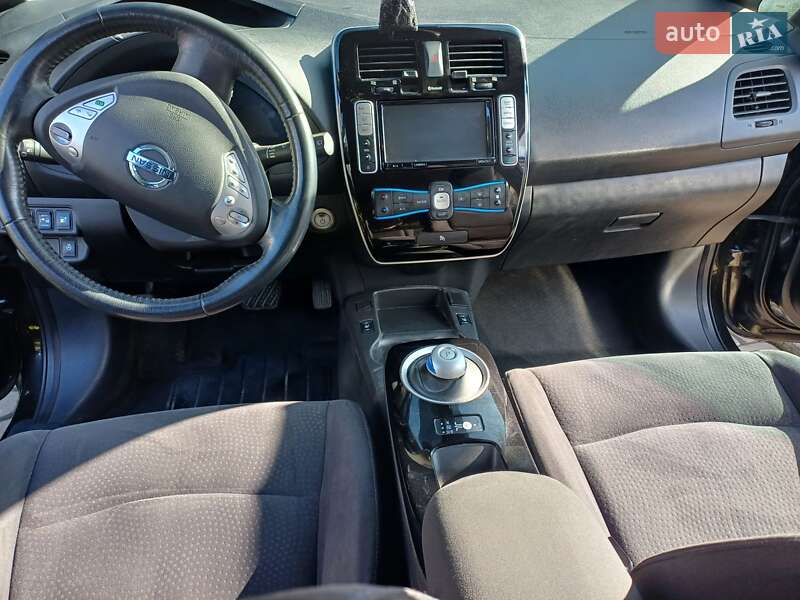 Хетчбек Nissan Leaf 2016 в Черкасах фото 12 Хетчбек Nissan Leaf 2016 в Черкасах