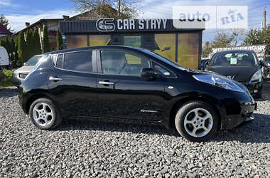 Хэтчбек Nissan Leaf 2012 в Стрые