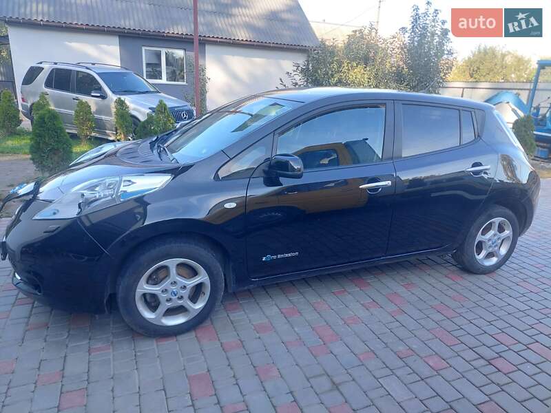 Хетчбек Nissan Leaf 2014 в Вінниці