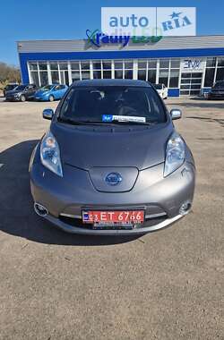 Хэтчбек Nissan Leaf 2014 в Кропивницком