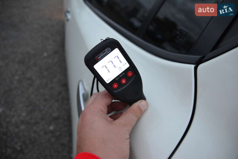 Хэтчбек Nissan Leaf 2013 в Луцке