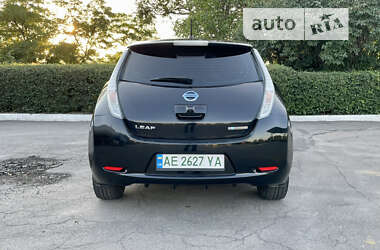 Хэтчбек Nissan Leaf 2014 в Каменском