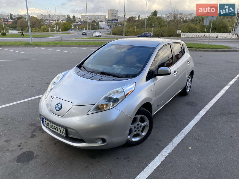 Nissan Leaf 2011