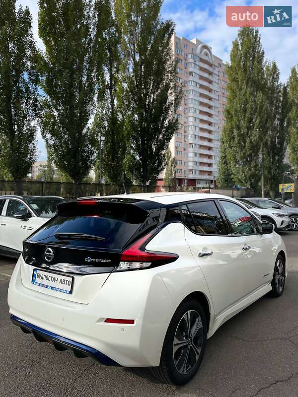 Хетчбек Nissan Leaf 2019 в Києві