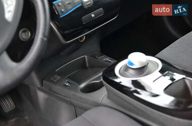 Хэтчбек Nissan Leaf 2016 в Луцке