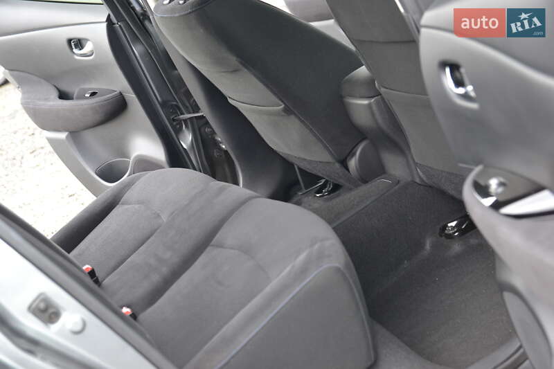 Хэтчбек Nissan Leaf 2016 в Луцке фото 21 Хэтчбек Nissan Leaf 2016 в Луцке