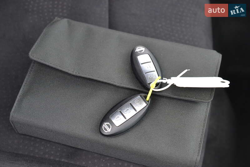 Хэтчбек Nissan Leaf 2016 в Луцке фото 41 Хэтчбек Nissan Leaf 2016 в Луцке