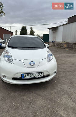 Хэтчбек Nissan Leaf 2014 в Кривом Роге