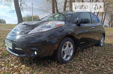 Хэтчбек Nissan Leaf 2014 в Хмельнике