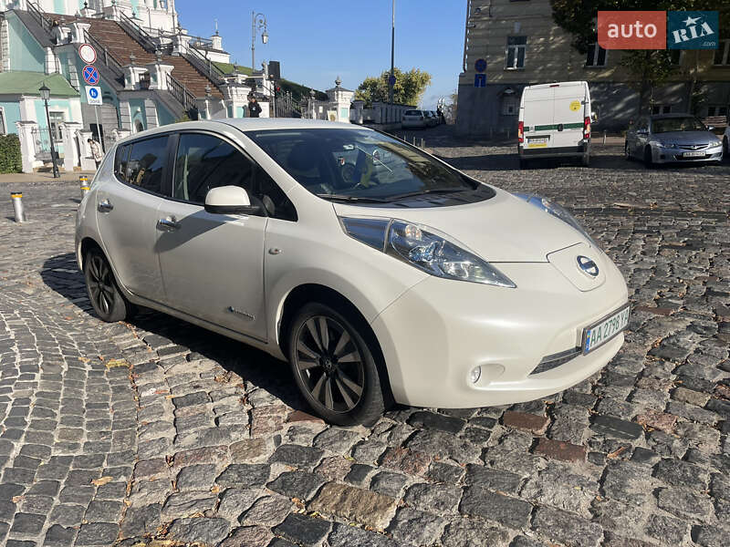 Nissan Leaf 2015