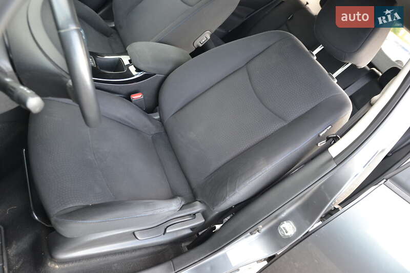 Хетчбек Nissan Leaf 2014 в Луцьку фото 23 Хетчбек Nissan Leaf 2014 в Луцьку