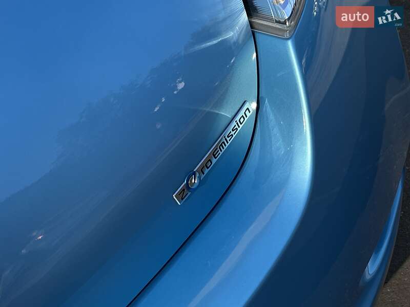 Хэтчбек Nissan Leaf 2014 в Одессе