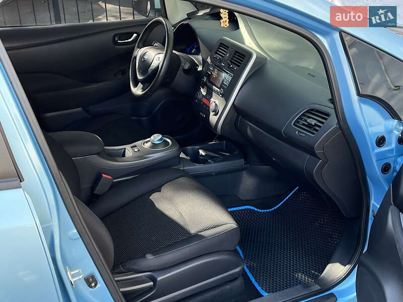 Хэтчбек Nissan Leaf 2014 в Одессе