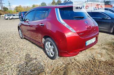 Хэтчбек Nissan Leaf 2013 в Каменец-Подольском