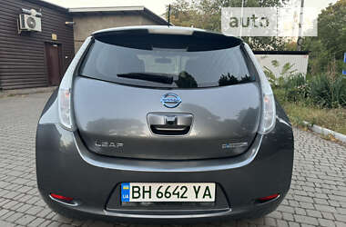 Хетчбек Nissan Leaf 2015 в Одесі