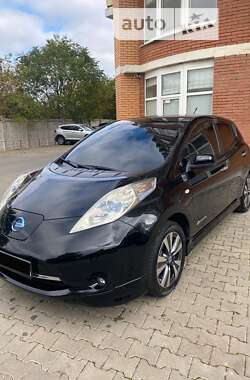 Хетчбек Nissan Leaf 2015 в Одесі