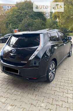 Хетчбек Nissan Leaf 2015 в Одесі