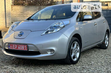 Хэтчбек Nissan Leaf 2012 в Стрые