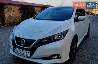 Хэтчбек Nissan Leaf 2019 в 