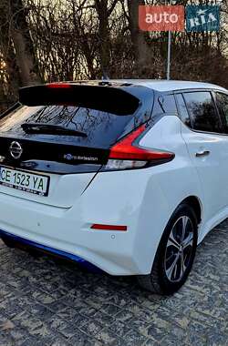 Хэтчбек Nissan Leaf 2019 в 
