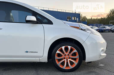 Хэтчбек Nissan Leaf 2013 в Киеве