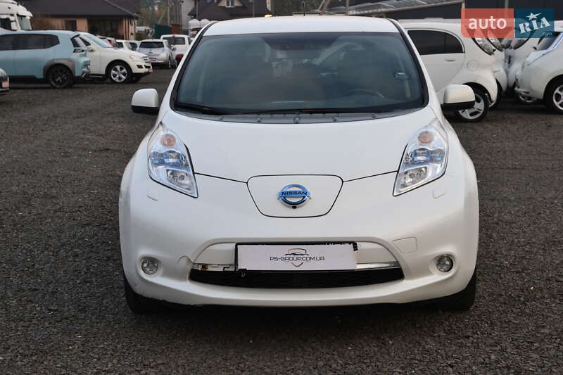 Хэтчбек Nissan Leaf 2013 в Луцке