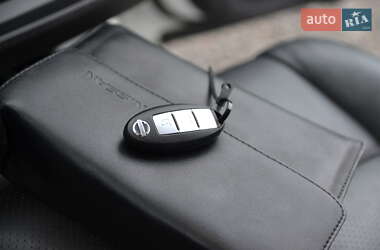 Хэтчбек Nissan Leaf 2013 в Луцке