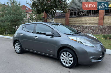 Хэтчбек Nissan Leaf 2014 в Ровно