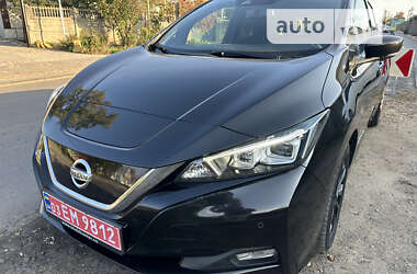 Хетчбек Nissan Leaf 2018 в Одесі