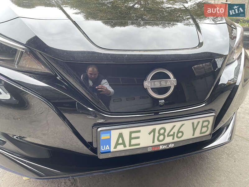 Хэтчбек Nissan Leaf 2019 в Днепре