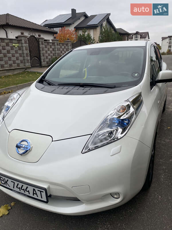 Nissan Leaf 2014