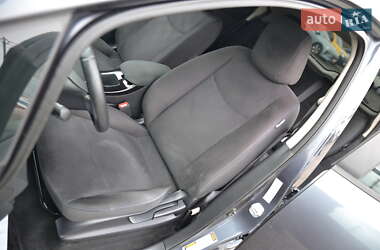 Хетчбек Nissan Leaf 2013 в Луцьку