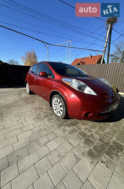 Хетчбек Nissan Leaf 2013 в Червонограді