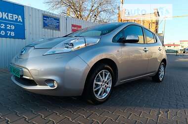 Хетчбек Nissan Leaf 2015 в Рівному