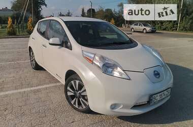 Хэтчбек Nissan Leaf 2016 в Мостиске
