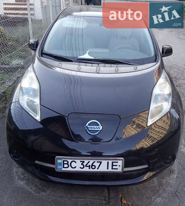 Хетчбек Nissan Leaf 2011 в Львові