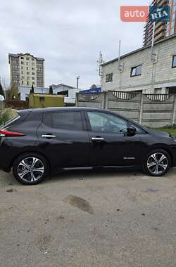 Хэтчбек Nissan Leaf 2018 в Ивано-Франковске